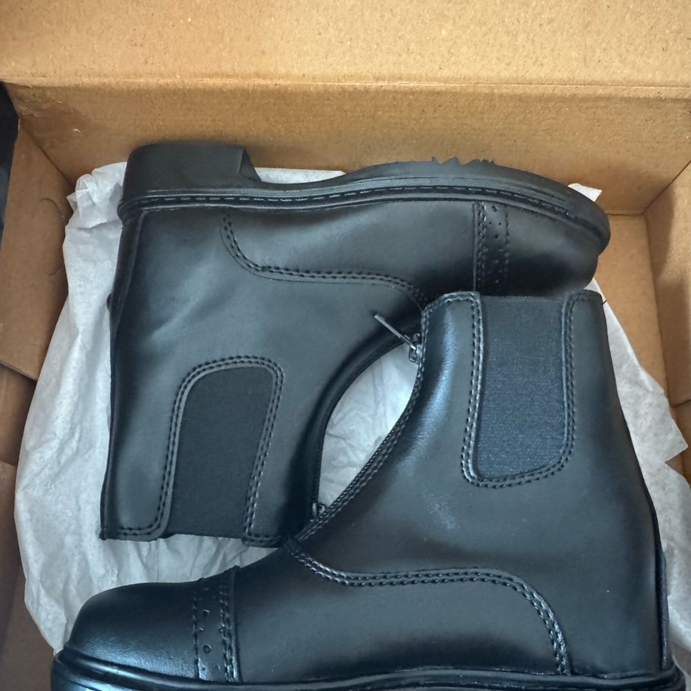 Children’s Black Paddock Boots - NIB - Size 1